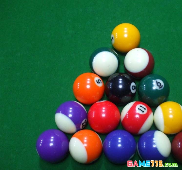 MaxonCinema 4D怎么制作台球模型并贴图